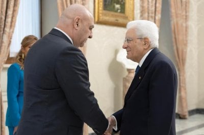 عون: لا غنى عن الدور الذي تؤديه إيطاليا في 