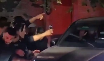 بالفيديو: الشرع يتجول في شوارع دمشق!