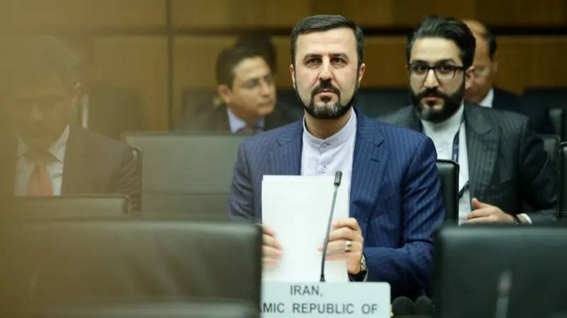 إيران تحذّر الأوروبيين: حقنا في التخصيب خط أحمر
