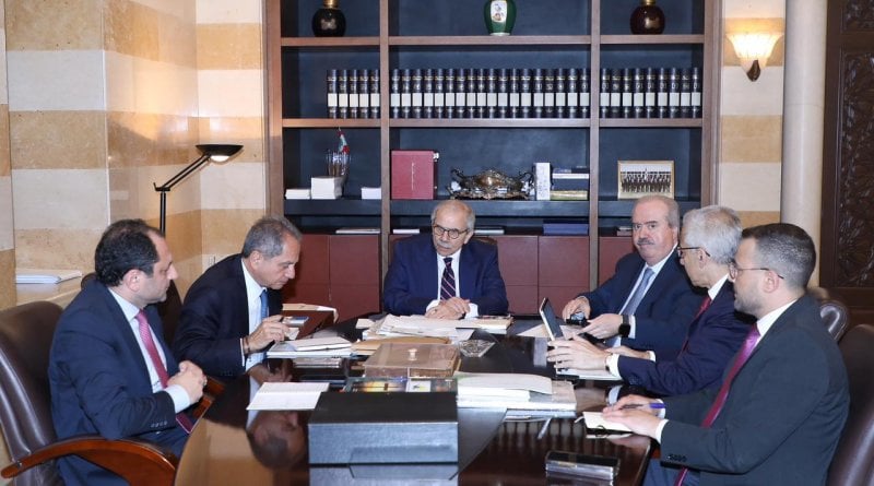 زيارة حكومية إلى العراق: خطة لربط بيروت بأنبوب نفطي وفايبر أوبتيك