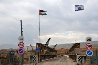 ثغرات في السياج الحدودي مع الأردن تشعل القلق داخل إسرائيل