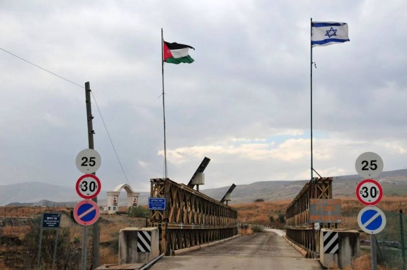 ثغرات في السياج الحدودي مع الأردن تشعل القلق داخل إسرائيل