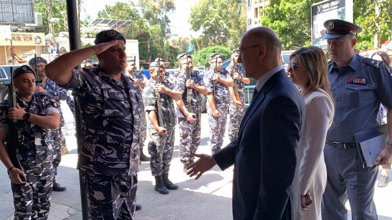 "منع الإعتداءات الإسرائيلية"... الحجار: الجهوزية عالية لإجراء الانتخابات (صور)