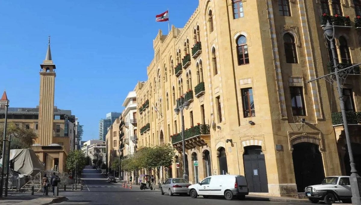 "السنّة في الصدارة"... إليكم نسب الاقتراع في بيروت حتى اللحظة!








