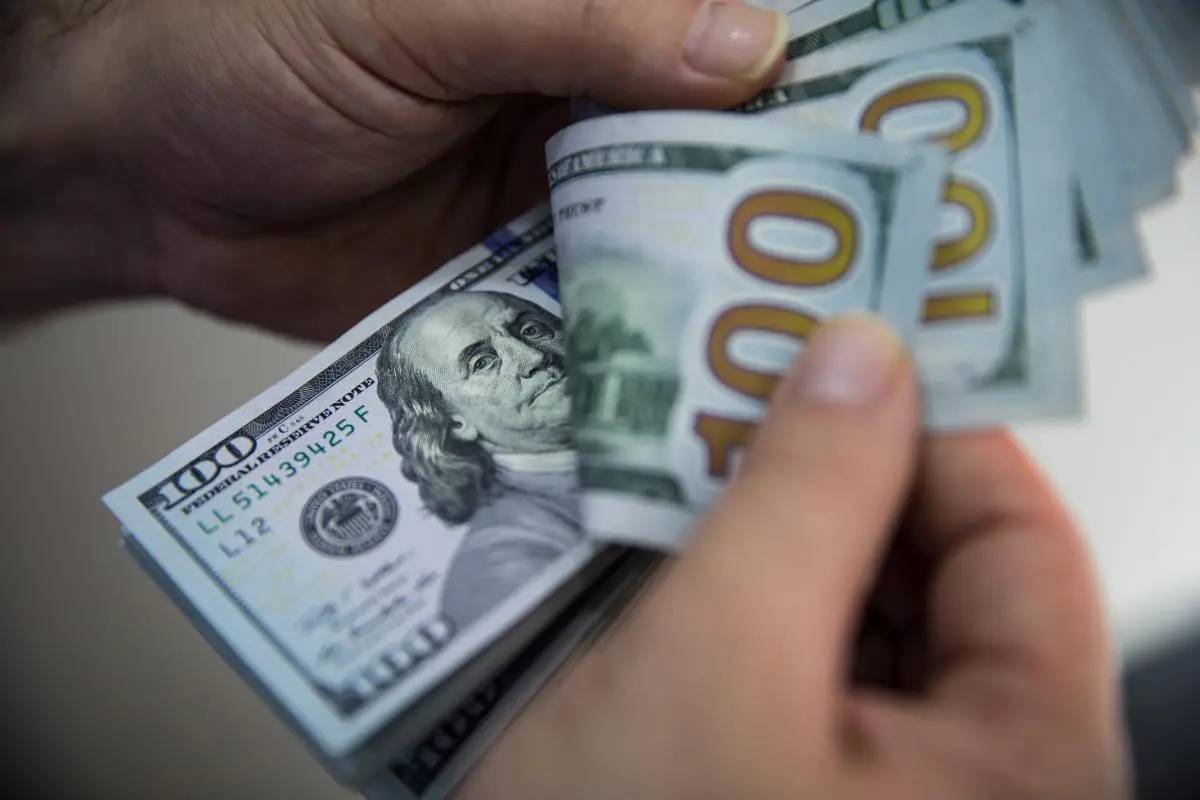 لا جديد حول قروض الدولار المسددة على سعر 1500 وإقتراح ضريبة الأرباح عليها لم "يفعّل" بعد
