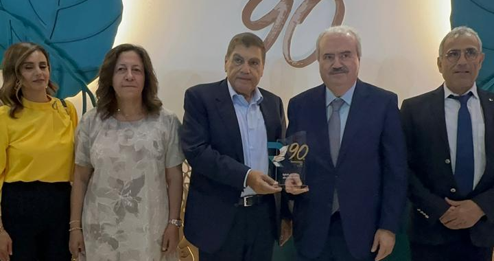من "صُنع في لبنان": جابر يثمن تحول "الريجي" إلى مؤسسة مربحة