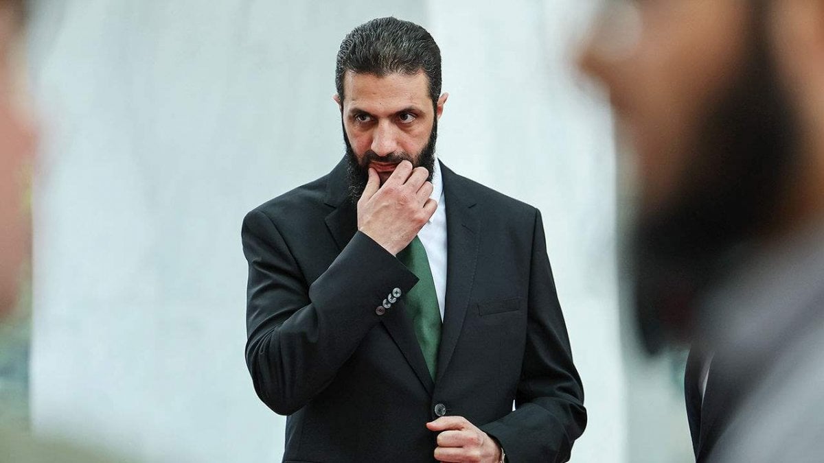 من قائد ميداني إلى رئيس دولة... هكذا ساهم الغرب بـ"تأهيل الشرع سياسياً"!