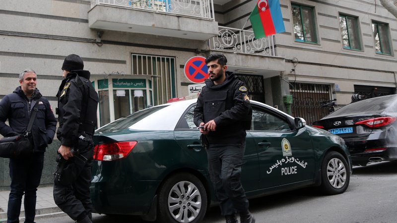 إيران تُعدم منفذ هجوم سفارة أذربيجان