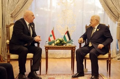 كلمة السر التي حملها أبو مازن إلى بيروت
