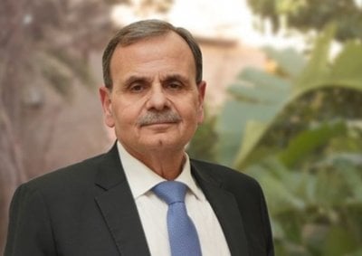البزري يقاضي أبناء مدينته!