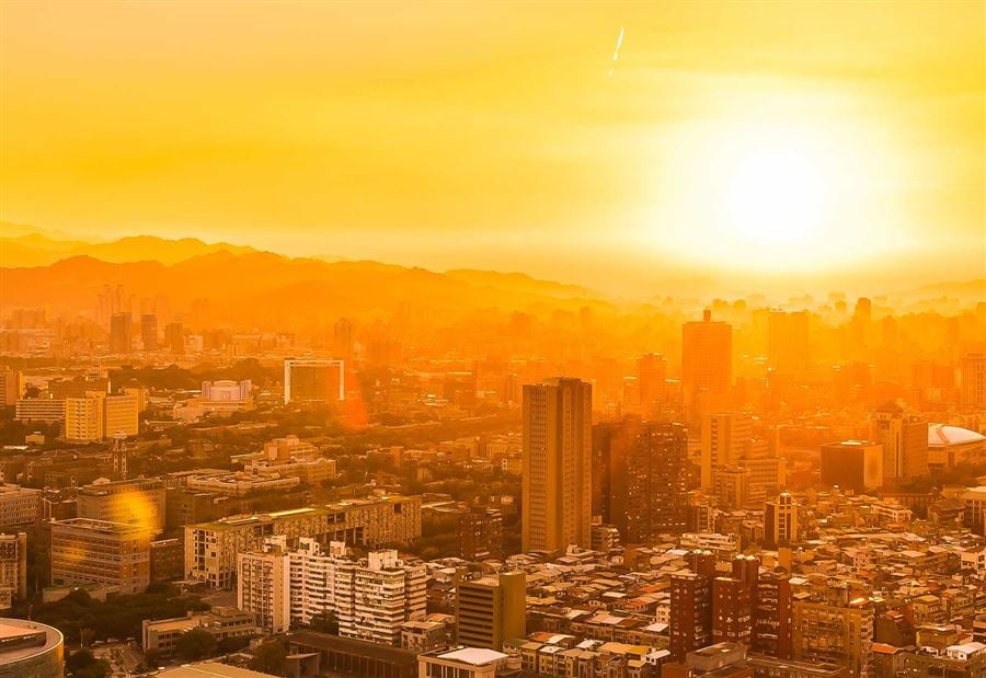 كتلٌ "خليجية" حارّة بطريقها الى لبنان... الحرارة تتخطى المعدلات!