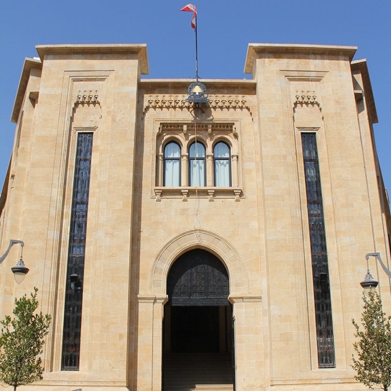 نائب يتعرّض لوعكة صحية مفاجئة!