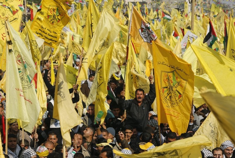 "فتح" تثمّن بيان بعبدا وتؤكد التزام اللاجئين الفلسطينيين بالقانون اللبناني