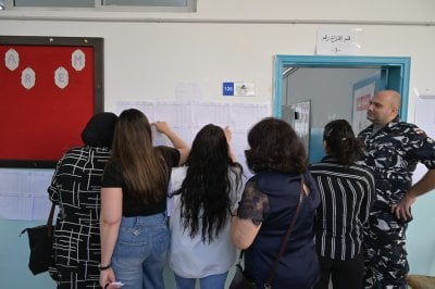 ضرب مبرح لأحد المرشحين... وفوضى في أحد الأقلام!