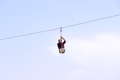 أطفال تعرضوا للإعتداء الجنسي على الـ (Zipline) ...  تفاصيل 