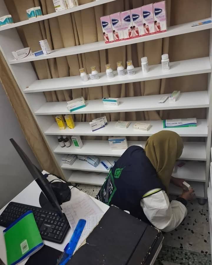 "فضيحة صحية" في طرابلس... أدوية فاسدة داخل مستوصف!
