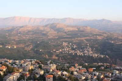 قبل وصوله إلى المدرسة… الموت يباغت ابنَ الـ12 عامًا!
