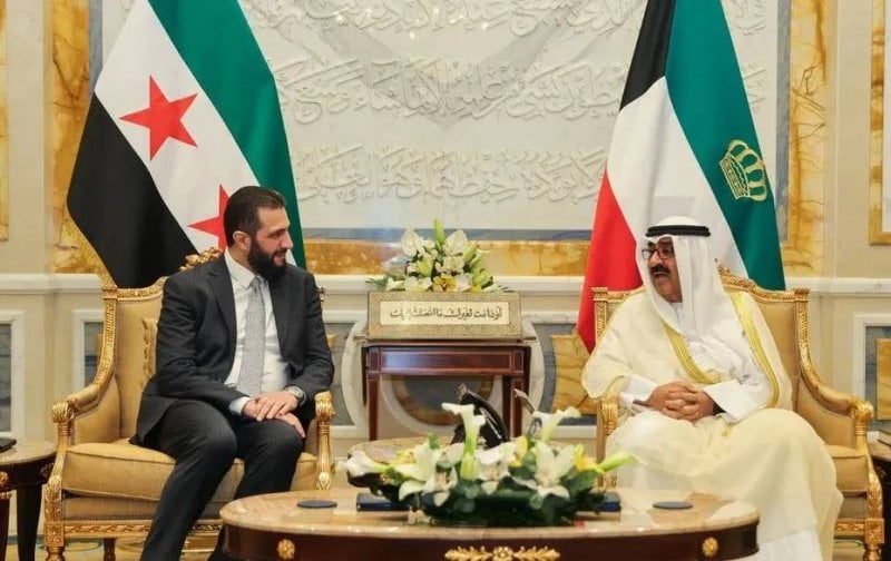 مباحثات بين أمير الكويت والشرع لتطوير العلاقات الثنائية