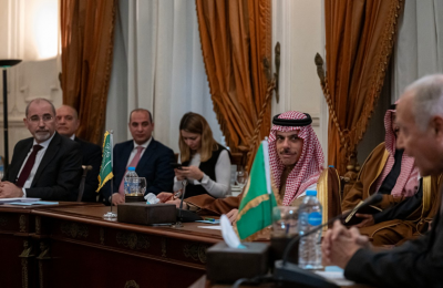 رسميًا... الإعلان عن تأجيل زيارة الوفد العربي إلى فلسطين