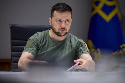 زيلينسكي بحث في برلين تزويد أوكرانيا بصواريخ 