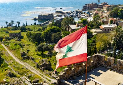 لبنان على حافة الانفجار وتطوّر خطير يهدّد بكارثة.. حدث مفاجئ في ملف السوريين سيقلب الموازين: اتُّخذ القرار!
