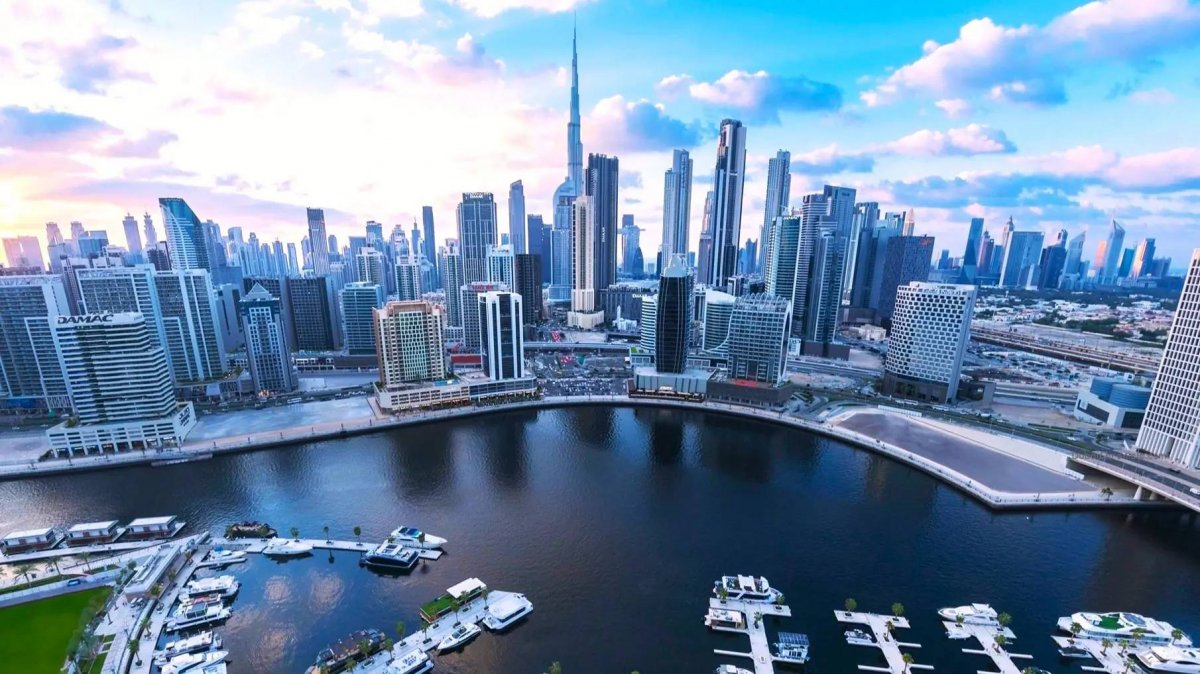 فيتش: سوق العقارات في دبي سينخفض
10 في المئة في النصف الثاني من 2025
