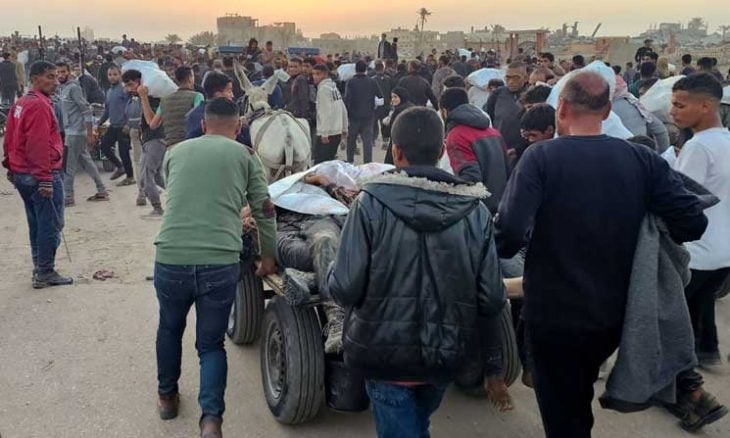 قصف إسرائيلي يستهدف نازحين في غزة... وعدّاد الضحايا في تصاعد مستمر