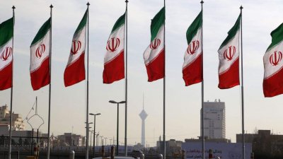 إيران منفتحة على الحوار... لكن بعيداً عن 