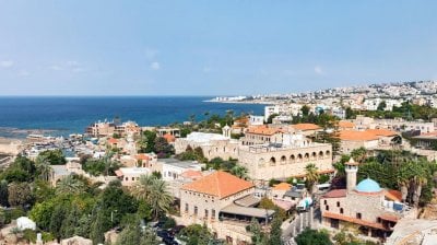بلدية جبيل تضبط استخدام الشاطئ وتمنع الأنشطة غير المخصصة للسباحة!