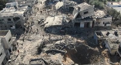 سقوط قتلى وجرحى إثر قصف خيمة تؤوي نازحين في خان يونس
