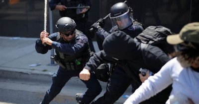 الاحتجاجات تصل قلب الجنوب... تكساس تقف ضد عسكرة الشوارع!