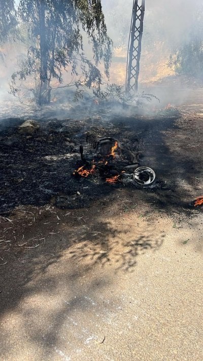 غارة تستهدف دراجة نارية في دير سريان