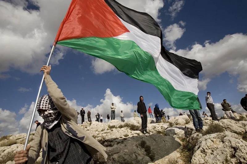 اقتراح غريب من سفير دولة عظمى... "دولة فلسطينية خارج فلسطين"!