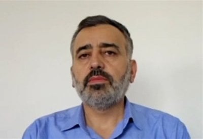 مقرب من الشرع يكشف اسرار خطيرة عن الجهة التي دربت الجولاني في مغارة ادلب العسكرية ويفك شيفرة التحرير