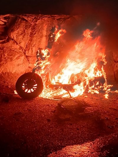 بالفيديو والصور: استهداف دراجة نارية على طريق النبطية الفوقا