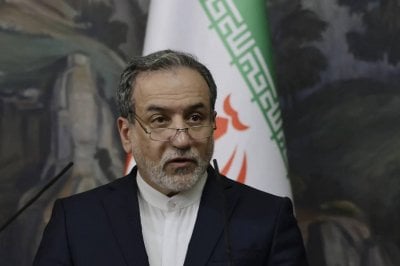 طهران تتهم واشنطن بالتواطؤ وتتوعد بالرد على 