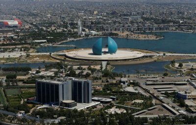 العراق يطرح 141 مشروعاً استثمارياً 
أمام الشركات المحلية والأجنبية 

