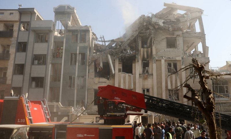 9 علماء في قائمة إسرائيل... و3 في نعوش إيران!
