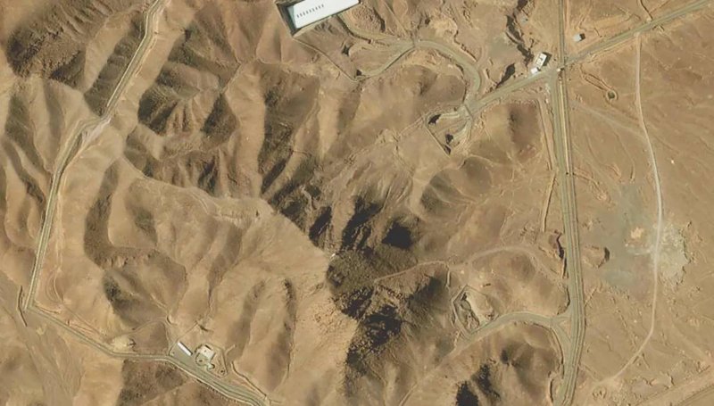 عينها على 