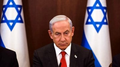 بين الأقمار والأسلحة النووية... 
