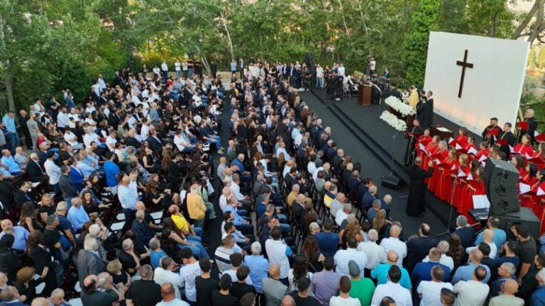 فرنجيه يحذر من المزايدات الشعبوية ويدعو إلى البناء والتفاهم