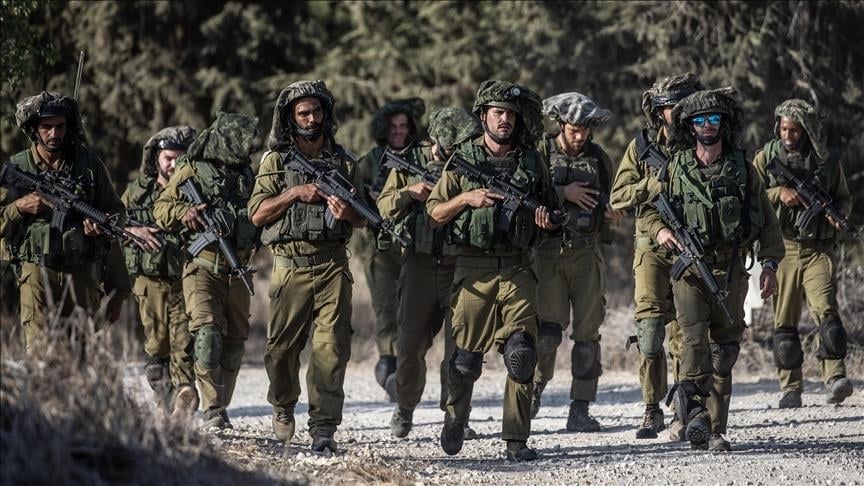 جنوب غزة يوقع ضابطًا إسرائيليًا... انفجار مبنى يغيّر مسار المعركة!

