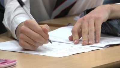 رحلة امتحان محفوفة بالمخاوف من طرابلس إلى الضاحية... وصرخة تعلو! 
