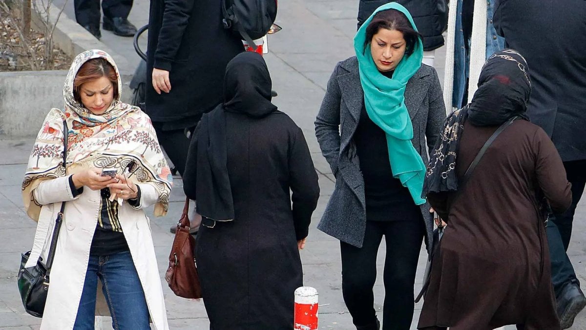 تداعيات الحرب الإلكترونية... إيران تتهم إسرائيل وتفرض حجبًا رقميًا واسعًا