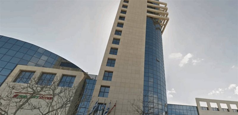 انفجارٌ في تل أبيب يستهدف مقر السفير النرويجي انفجارٌ في تل أبيب يستهدف مقر السفير النرويجي