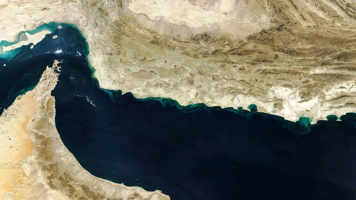 مضيق هرمز على المحك: البرلمان الإيراني يرفع القرار للأمن القومي