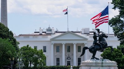 البيت الأبيض: السلام هدف ترامب والقوة وسيلته إذا لزم الأمر