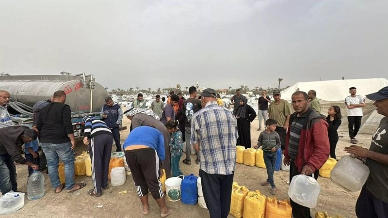 تحلية مياه غزة عبر الطاقة الشمسية: مبادرة سعودية لإنقاذ سكان القطاع