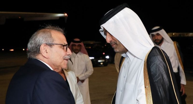 قطر تخطو 