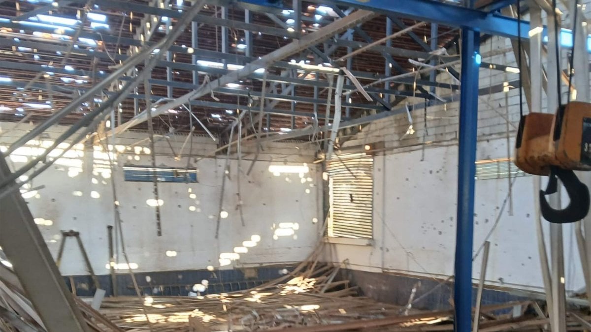  بعد العدوان الإسرائيلي... جهود عاجلة لإعادة تشغيل محطة مياه الوزاني

